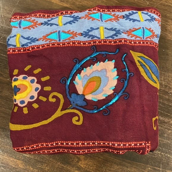 Loft The Square Scarf - Picture 5 of 6